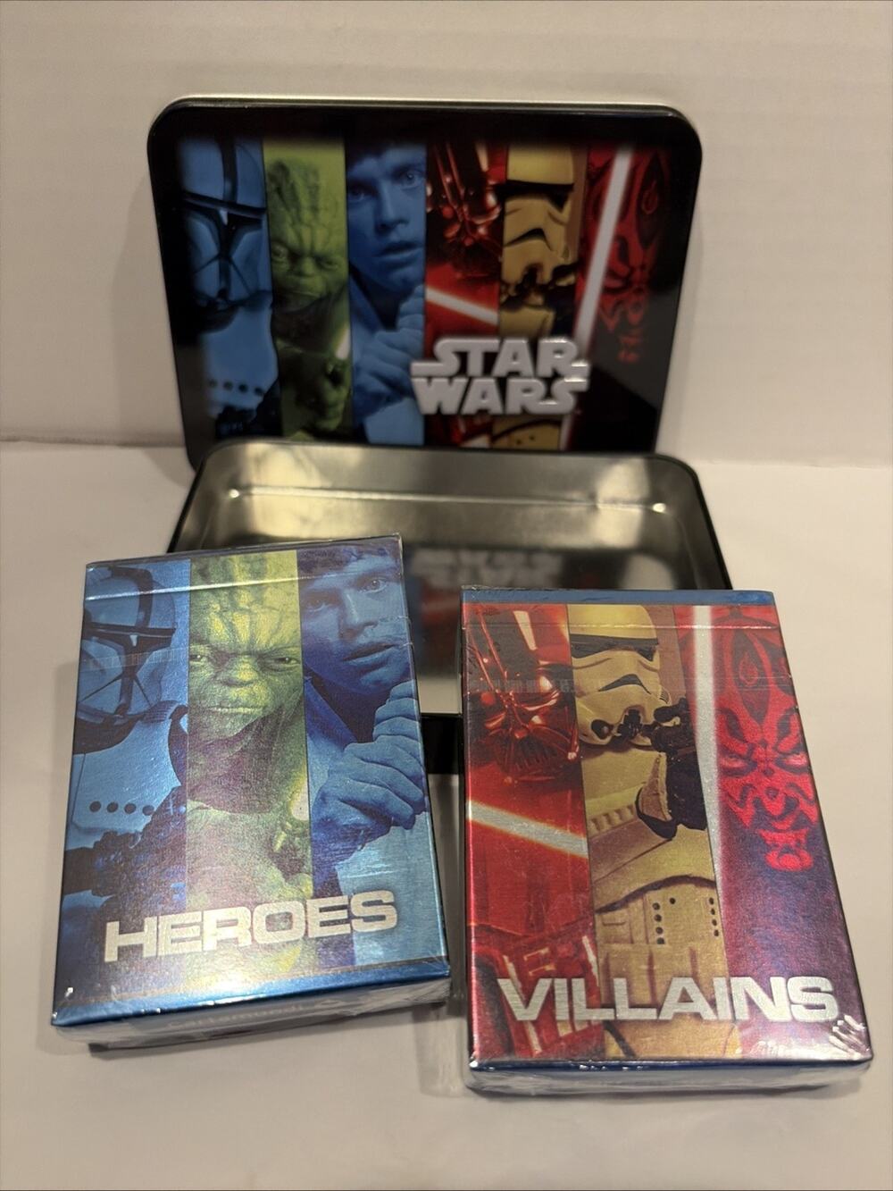 Cartamundi Star Wars Heroes & Villains Tin Playing Cards Set 2 Decks 2011 SEALED